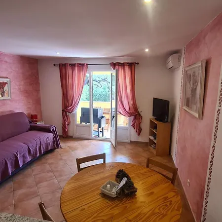 Alojamento de Acomodação e Pequeno-almoço Locations Rocca Rossa Palombaggia Classees 3 Etoiles *