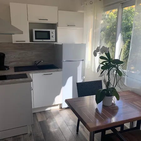 Alojamento de Acomodação e Pequeno-almoço Locations Rocca Rossa Palombaggia Classees 3 Etoiles 4*