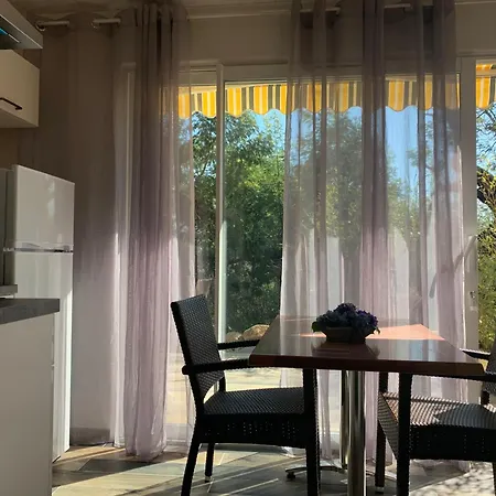 Alojamento de Acomodação e Pequeno-almoço Locations Rocca Rossa Palombaggia Classees 3 Etoiles 4*