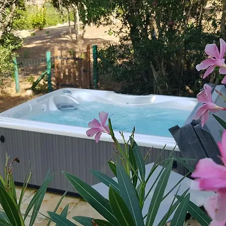 לינה וארוחת בוקר Locations Rocca Rossa Palombaggia Classees 3 Etoiles 4*