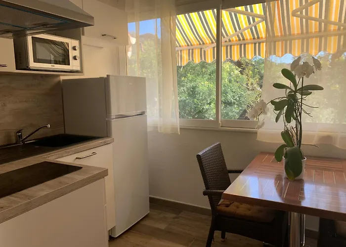 Locations Rocca Rossa Palombaggia Classees 3 Etoiles Bed & Breakfast