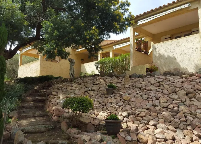 Locations Rocca Rossa Palombaggia Classees 3 Etoiles Bed & Breakfast Porto-Vecchio (Corsica)